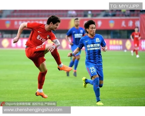 权健与重庆激战在即球票热销引发球迷关注与期待